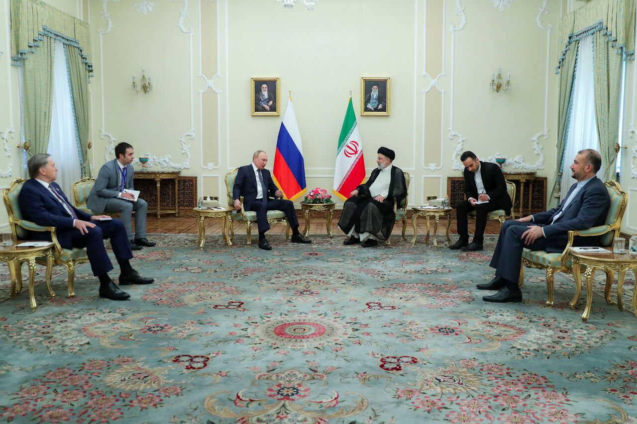 : همکاری موفقیت آمیز ایران و روسیه در مبارزه با تروریسم در سوریه، زمینه ساز تقویت امنیت و ثبات در منطقه است