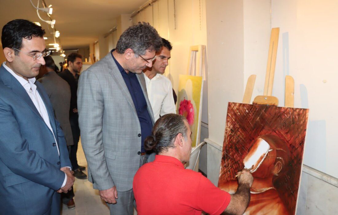 برپایی نمایشگاه نقاشی و خوشنویسی در مراغه