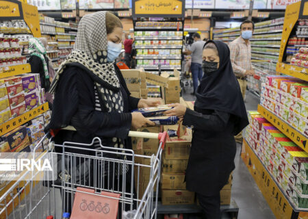کاهش ۴۸ درصدی تورم مواد غذایی ایران در سال گذشته
